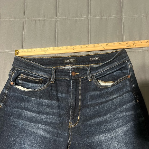 Judy Blue Jeans - Picture 8 of 10